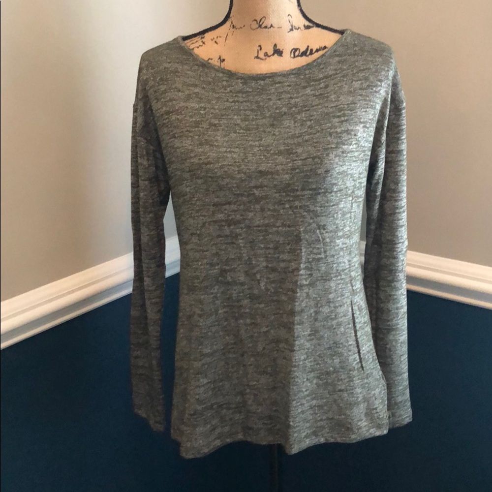 Gap top